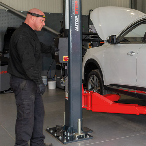 Save up to 50% on main dealer servicing